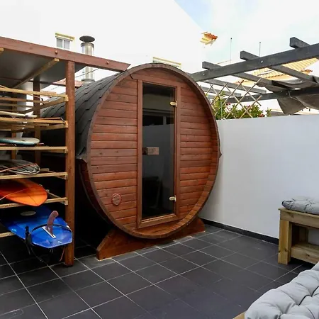 Good Surf Good - Hotel Ferrel (Leiria)